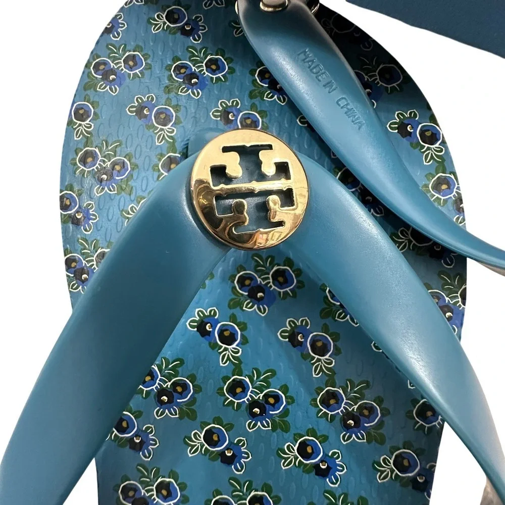 Tory Burch Teal Blue Blueberry Floral Flip Flop Gold Logo Medallion 10.5
